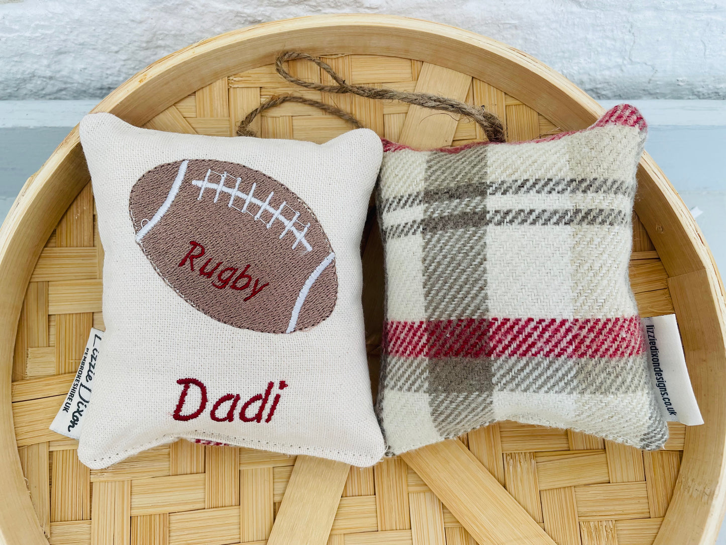 Personalised Rugby Father’s Day Hanger-personalised with any name .