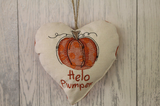 Helo Pwmpen Hanging Heart Decorations