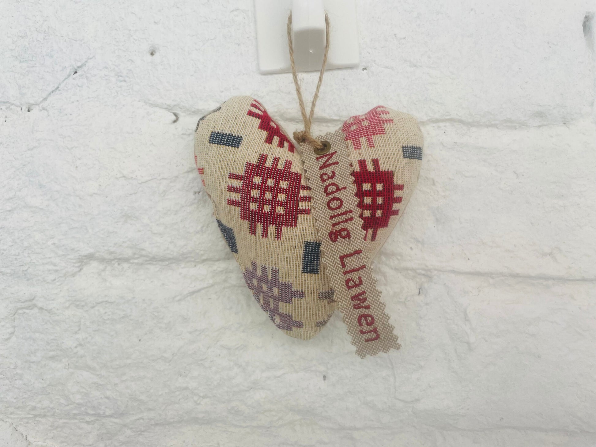 Nadolig Llawen Mini Christmas Heart- Welsh Blanket Tapestry fabricstyle Heart Nadolig Llawen Red Tag